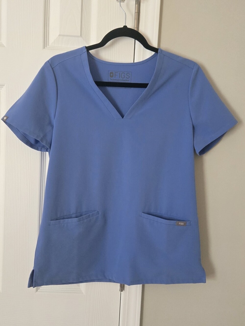 Figs Casma V-Neck Short Sleeve Scrub Top Small Ceil Blue
